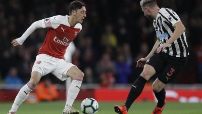 FC Arsenal klettert auf Platz drei: 2:0 gegen Newcastle