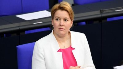 Nach Plagiatsvorwürfen und Rüge: Giffey will nicht SPD-Vorsitzende werden