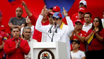 Venezuelas Machthaber hat „Nerven aus Stahl!“: Militärkommandeure sind loyal