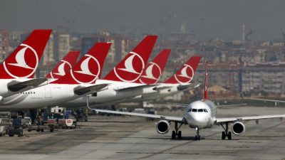 Abflug in Istanbul: Neuer Mega-Flughafen geht in Betrieb