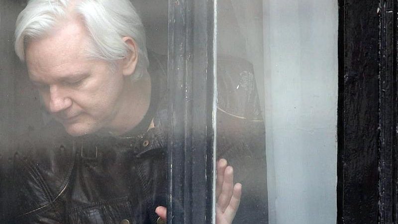Kämpferischer Wikileaks-Gründer Assange wehrt sich vor Gericht gegen Auslieferung in die USA