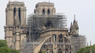 Internationale Anteilnahme und großzügige Spenden nach verheerendem Brand in Notre-Dame