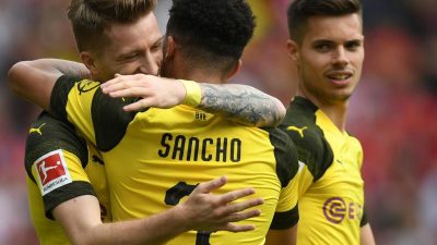 BVB hält Meisterschaftsrennen offen: Sieg beim SC Freiburg