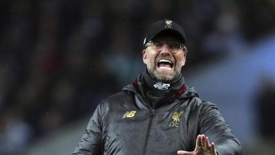Titelkrimi in England: Liverpool wieder an der Spitze