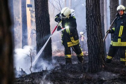 Blitzeinschlag führt zu Waldbrand in Osthessen