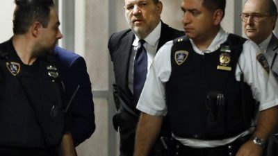 Weinstein in Los Angeles formal zweier Sexualverbrechen beschuldigt
