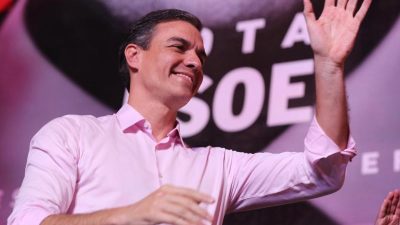 Schwierige Regierungsbildung erwartet: Sozialistischer Regierungschef Sánchez erklärt sich zum Wahlsieger in Spanien