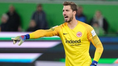 Mahner mit Format: Keeper Trapp verkörpert Eintracht-Klasse