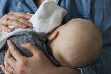 WHO: Stillen senkt das Risiko der Kinder für Fettleibigkeit