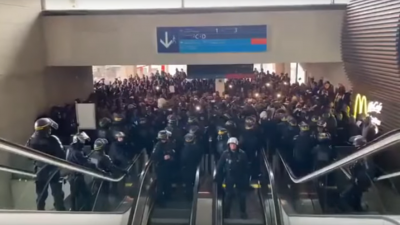 Paris: Rund 500 Migranten protestierten am Airport – „Schwarzwesten“ fordern Ausweise für alle