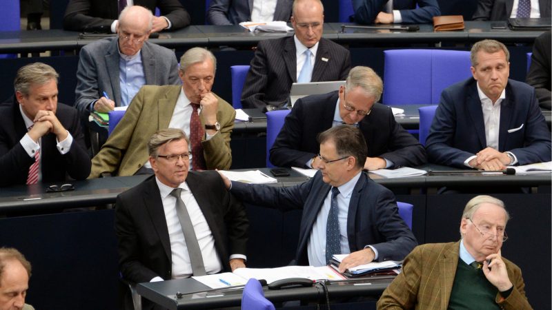 Im Bundestag droht neuer Zwist um Wahl von AfD-Vizepräsidenten und Nachtsitzung