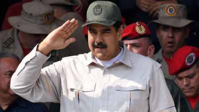„Werden für ihren Verrat bezahlen“: Venezuelas Präsident Maduro droht abtrünnigen Soldaten