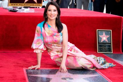 Lucy Liu hat jetzt eigenen Stern auf Hollywood Walk of Fame – „für Leistung statt Herkunft“
