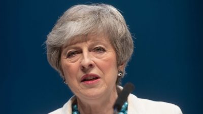 Nach Wahlniederlage: May bietet Labour-Chef „Geschäft“ bei Brexit-Krise an
