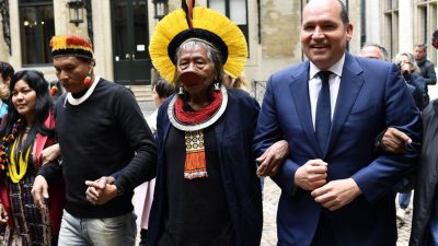 Luxemburg unterstützt Amazonas-Häuptling mit Geldspende – Indigene sehen ihren Lebensraum gefährdet