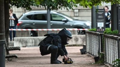 13 Verletzte bei Packetbombenexplosion in Lyon: Ermittler suchen nach Tatverdächtigen