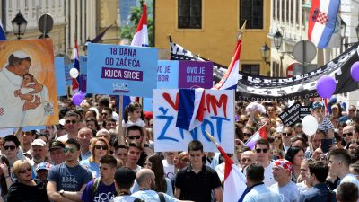 „Marsch für das Leben“: Tausende Kroaten demonstrieren gegen Abtreibungen