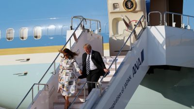 US-Präsident Trump zu Staatsbesuch in Japan eingetroffen