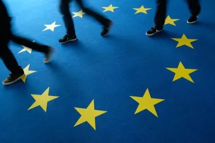 Wahl-TICKER: Dobrindt warnt vor SPD-Linksruck:  Kühnerts Umverteilungsfantasien sind an der Wahlurne gescheitert