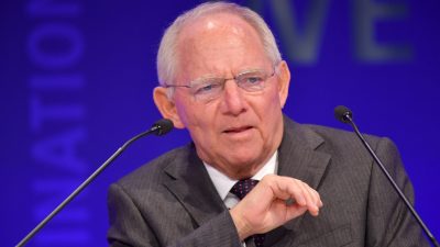 Schäuble: Politische Führung bedeutet, auch Entscheidungen zu treffen, die Menschen einschränken