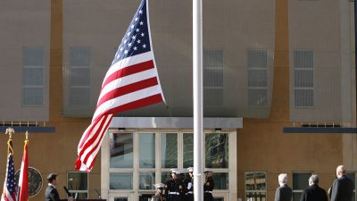 Wegen Iran-Konflikt: USA ziehen große Teile ihres Botschaftspersonals aus dem Irak ab