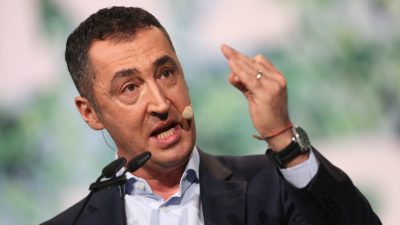 Özdemir fordert Verkehrswende: Klimakabinett soll Scheuer endlich einnorden