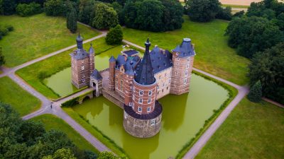 Seit 26 Generationen unter einem Dach – Schloss Merode erhält Großen Denkmalpreis