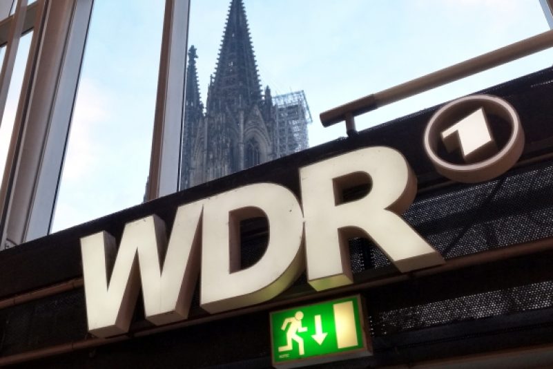 WDR distanziert sich von Mitarbeiter-Tweet „Eure Oma war … eine Nazisau“ – Verbindungen zur Antifa?