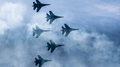 US-Kampfjets fangen sechs russische Militärflugzeuge ab