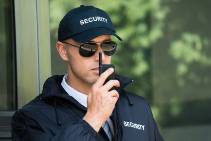 „Spiegel“: Tschetschenische Mafia bewacht deutsche Polizeigebäude
