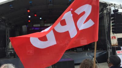Emnid: SPD zieht mit Grünen gleich
