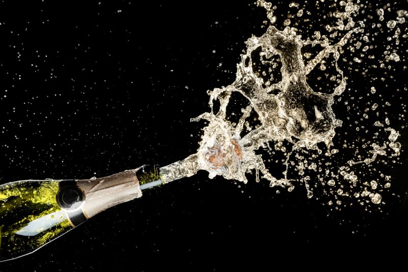 Vergewaltigung in Oldenburg: Fahndungserfolg durch Sektflasche – Junger Einbrecher missbrauchte Seniorin (80)