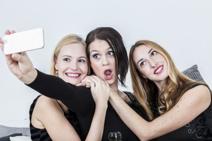 Medizinisch gefährlich: Junge Frauen wollen so aussehen wie bildbearbeitete Selfies
