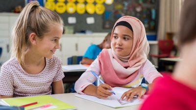 FDP: „Möglichkeit eines Kopftuchverbotes für religionsunmündige Mädchen sollten wir gewissenhaft prüfen“