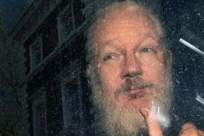 London: Wikileaks-Gründer Assange zu 50 Wochen Gefängnis verurteilt