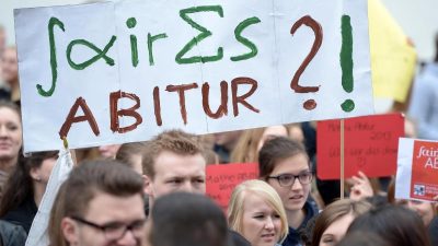 Proteste und Petitionen gegen das diesjährige Mathe-Abitur in verschiedenen Bundesländern