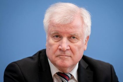 Nach Frankfurter Bahngleis-Mord: Seehofer bricht Urlaub ab – Treffen der Sicherheits-Chefs anberaumt