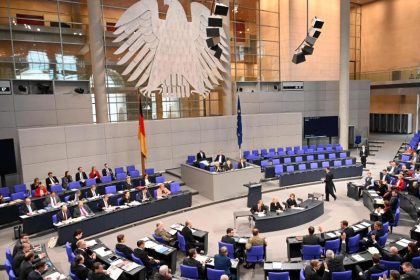 Bundestag stimmt für „Katalog voller Grausamkeiten“ – Berliner Justizsenator will Abschiebegesetze stoppen