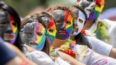 „Regenbogenportal“ der Bundesregierung empfiehlt Kindern Pubertätsblocker