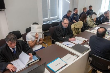 Prügelattacke von Amberg: Ein Asylbewerber abgeschoben – Drei Täter bleiben vorerst in Deutschland