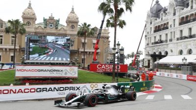 Hamilton fährt Bestzeit zum Auftakt in Monaco