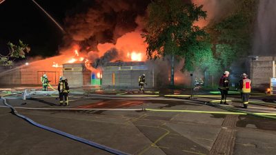 Brennende Schulen in Erkrath: Brandstiftung in Hauptschule und Anfangsverdacht in Grundschule