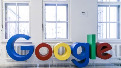 Online-Aktivität kurbelt Googles Geschäft an