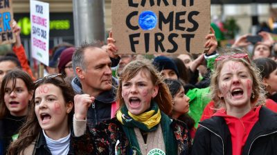 Sozialistische Stadtverwaltung in Paris ruft den Klimanotstand aus
