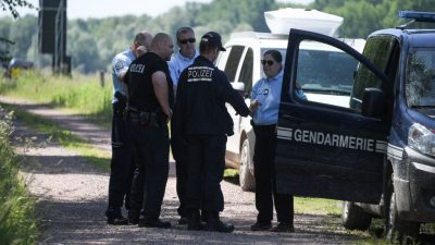 Leiche von vermisster Vierjähriger nach Schlauchboot-Unglück auf dem Rhein entdeckt