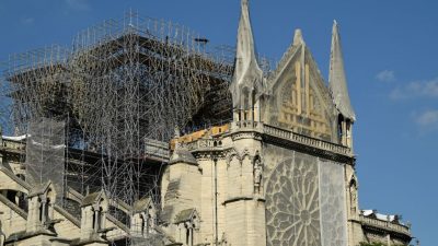 Bilder aus dem Inneren: Erstmals seit Brand wieder Messe in Notre-Dame geplant