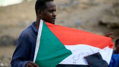 Sudans Militärrat annulliert Vereinbarung mit Protestbewegung auf und kündigt Wahl an