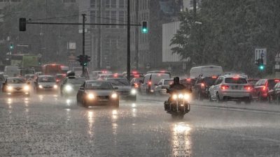 Unwetterwarnung: Gewitter, Hagel und Starkregen im Osten und Norden
