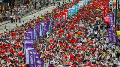 „Nach China ausgeliefert, für immer verschwunden“ – Massendemonstration gegen Auslieferungsgesetz in Hongkong