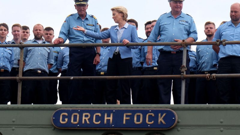 Nach drei Jahren im Trockendock: „Gorch Fock“ in Bredo-Werft für Testlauf zu Wasser gelassen